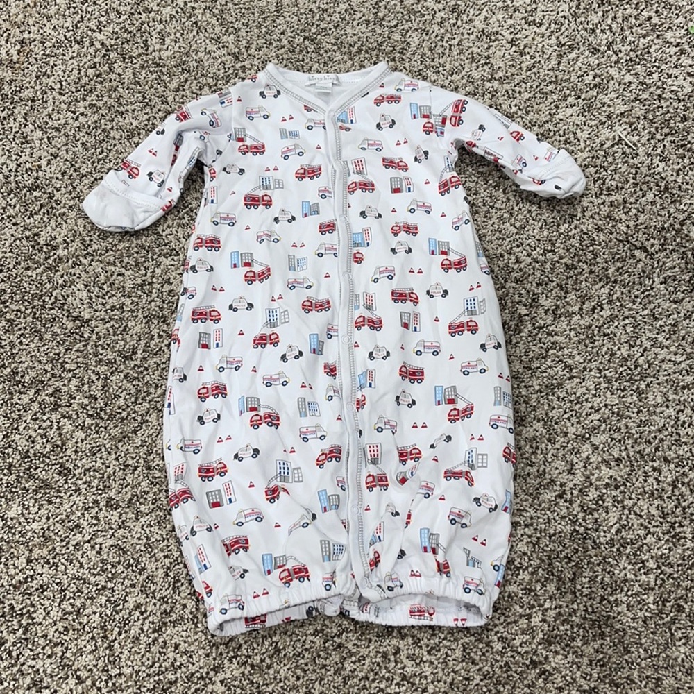 Kissy kissy gown